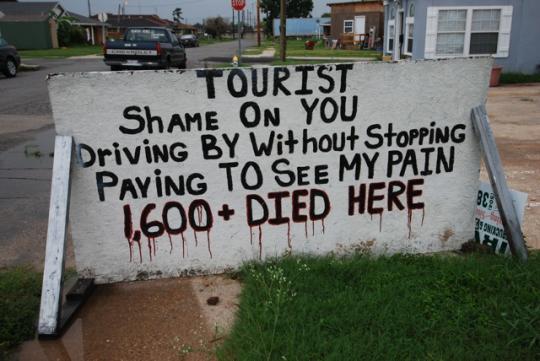 4blog_-_Tourist_sign_540x361